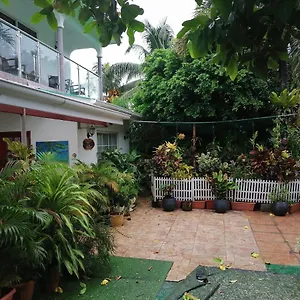 Creole , Pointe La Rue Seychellen