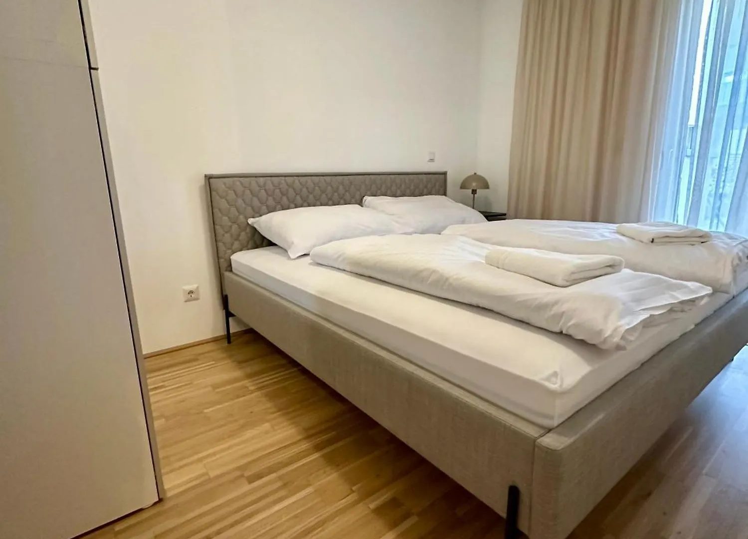 Coho City Apartments Mit Hauseigener Tiefgarage Wiedeń