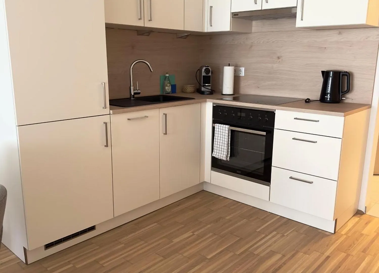 Coho City Apartments Mit Hauseigener Tiefgarage Viena 0*,  Austria