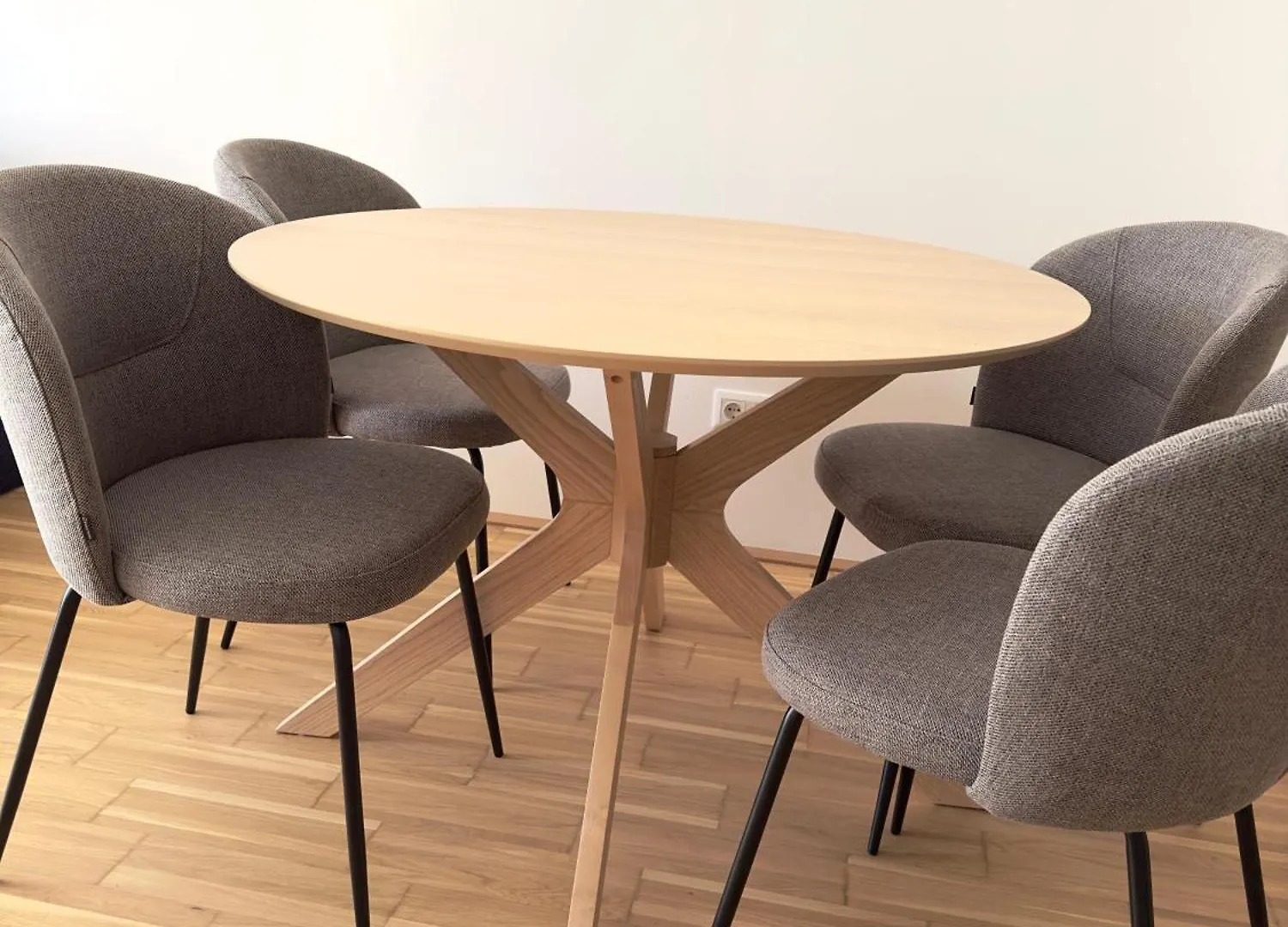 Coho City Apartments Mit Hauseigener Tiefgarage Viena