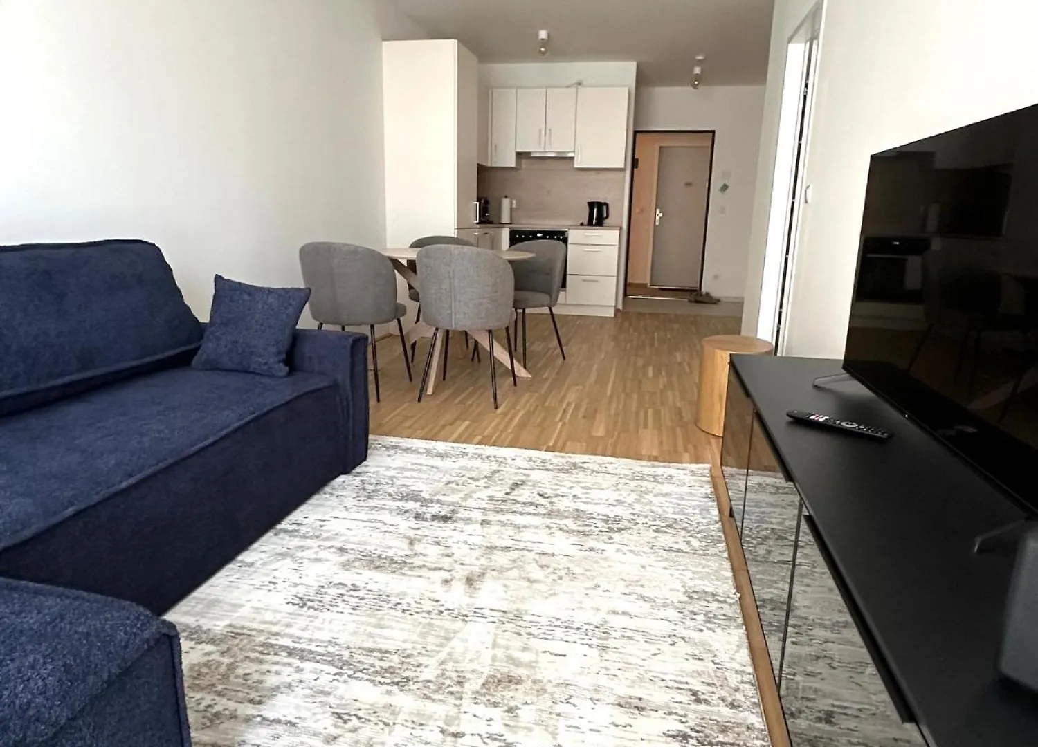Coho City Apartments Mit Hauseigener Tiefgarage Viena