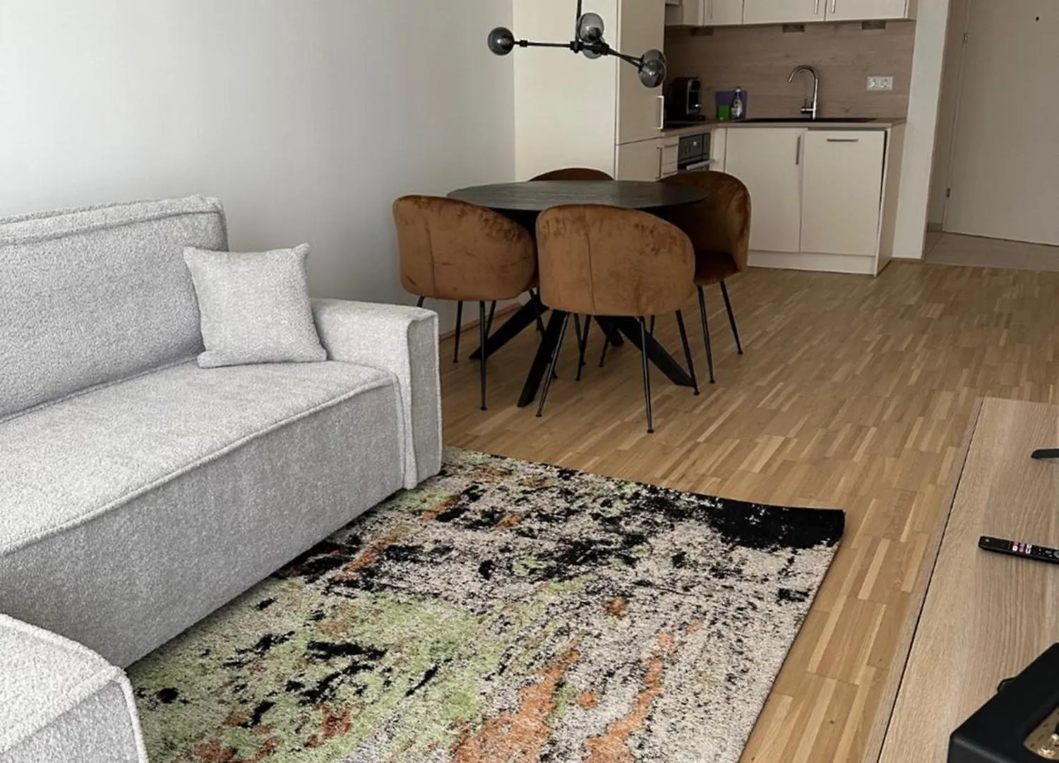 Coho City Apartments Mit Hauseigener Tiefgarage Viena