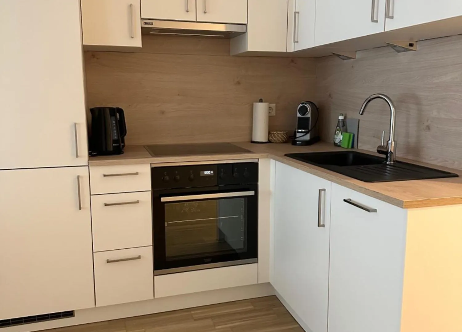 Coho City Apartments Mit Hauseigener Tiefgarage Viena