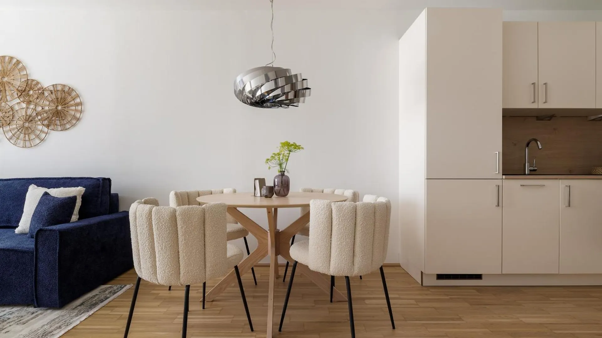 Coho City Apartments Mit Hauseigener Tiefgarage Viena