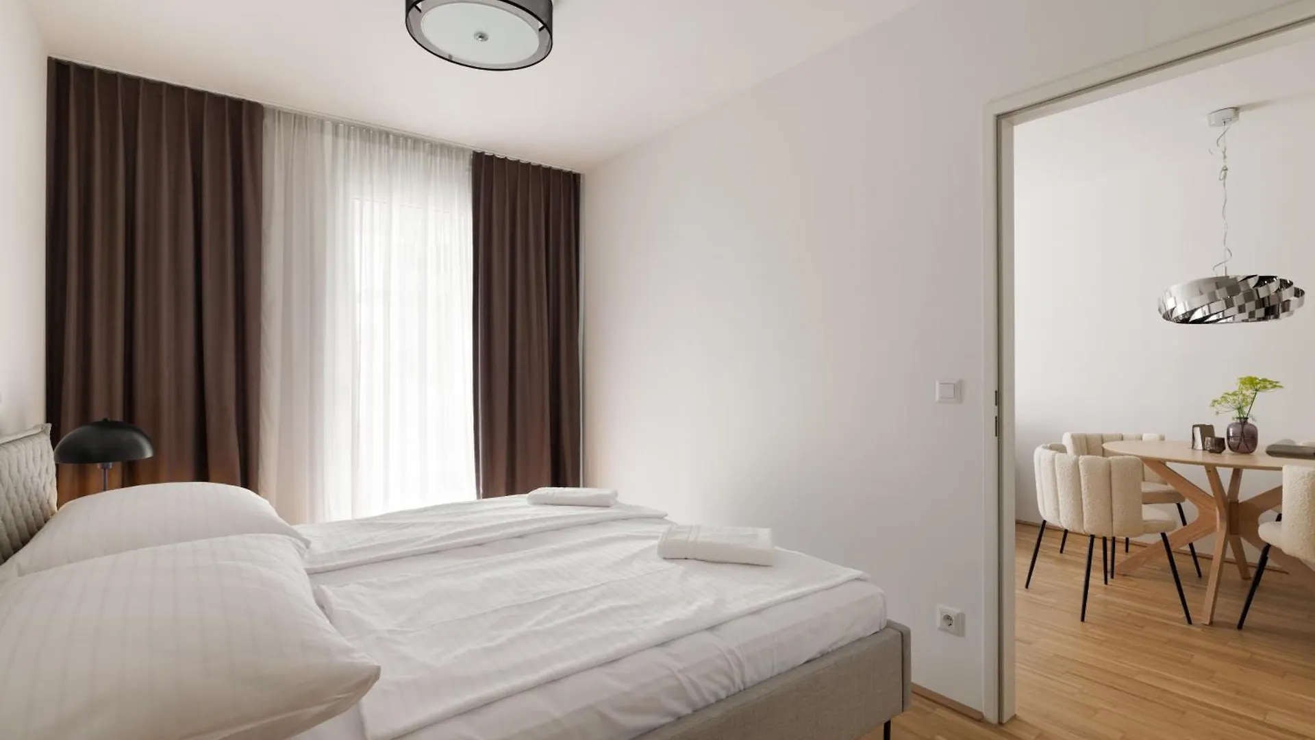 Coho City Apartments Mit Hauseigener Tiefgarage Viena