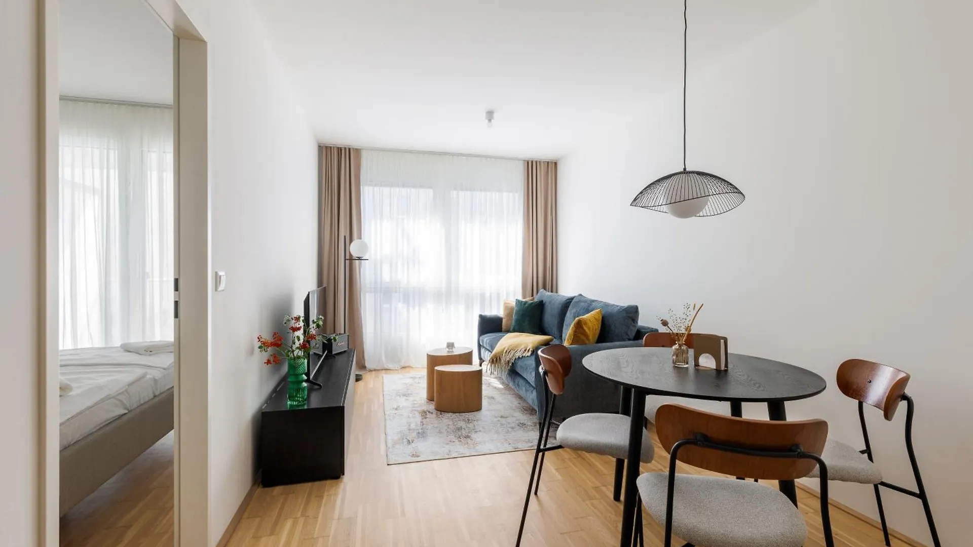 Coho City Apartments Mit Hauseigener Tiefgarage Viena
