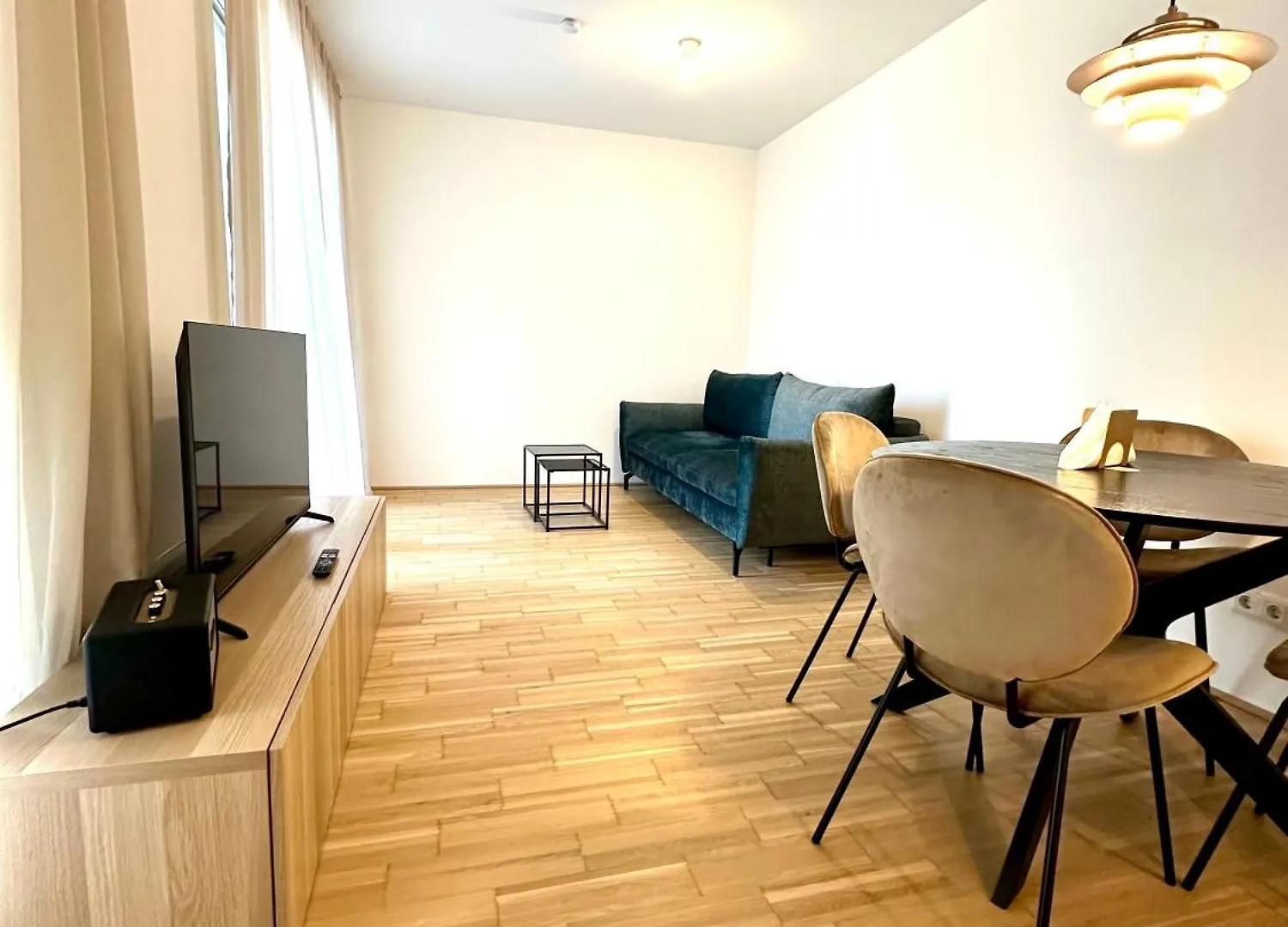 Coho City Apartments Mit Hauseigener Tiefgarage Viena