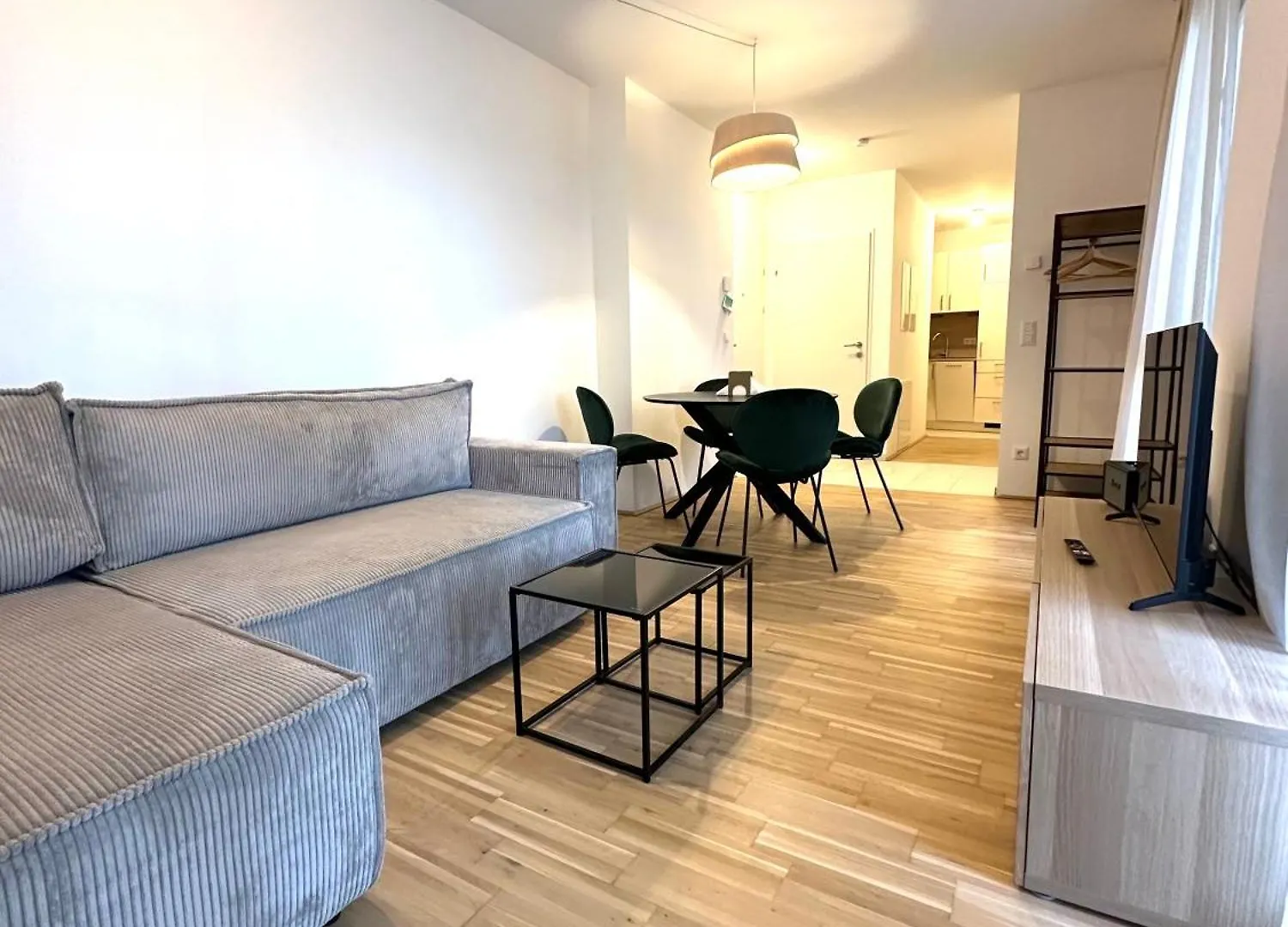 Coho City Apartments Mit Hauseigener Tiefgarage Viena