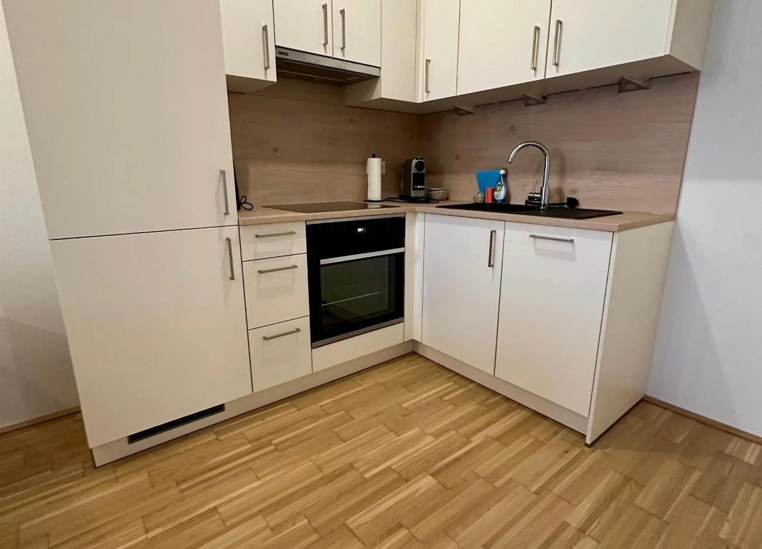Coho City Apartments Mit Hauseigener Tiefgarage Viena
