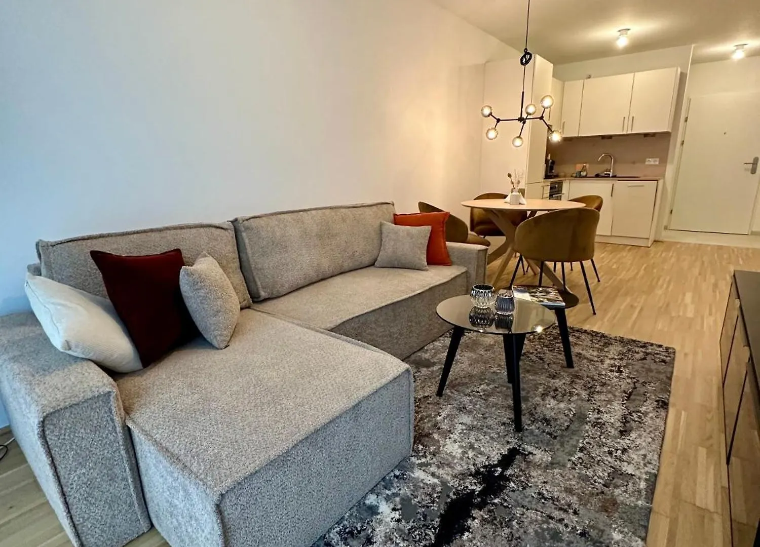 Coho City Apartments Mit Hauseigener Tiefgarage Viena