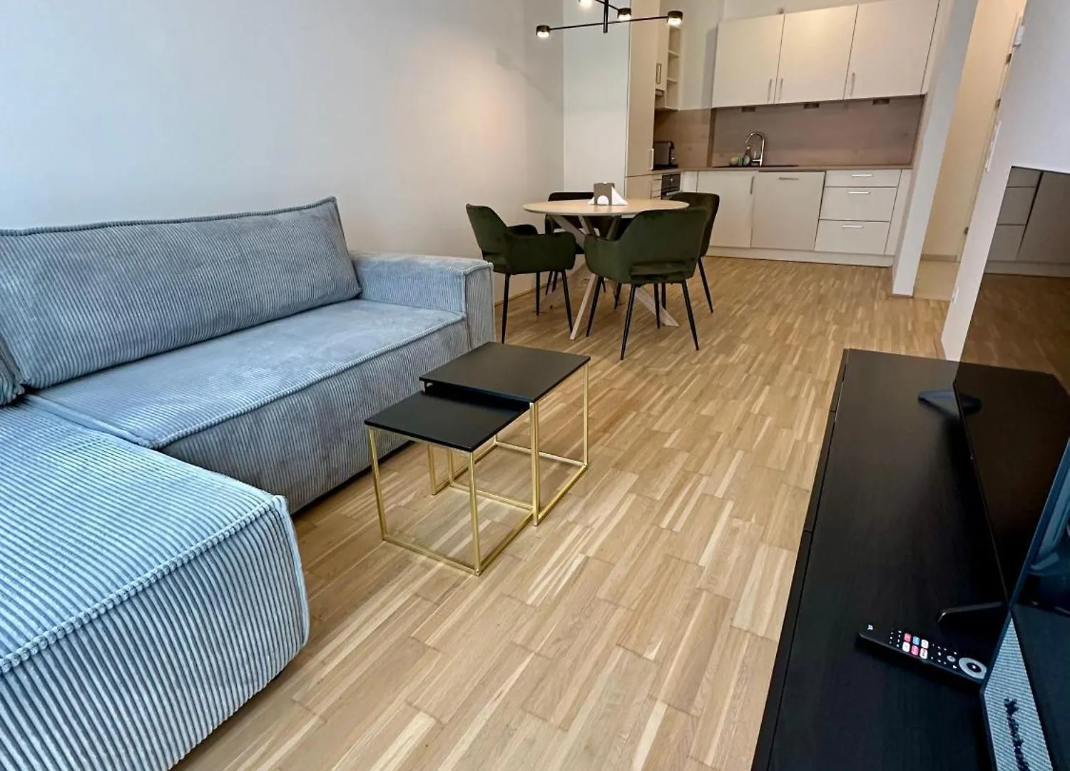 Coho City Apartments Mit Hauseigener Tiefgarage Viena