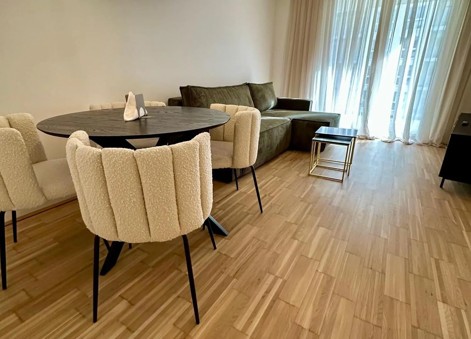 Coho City Apartments Mit Hauseigener Tiefgarage Viena Austria