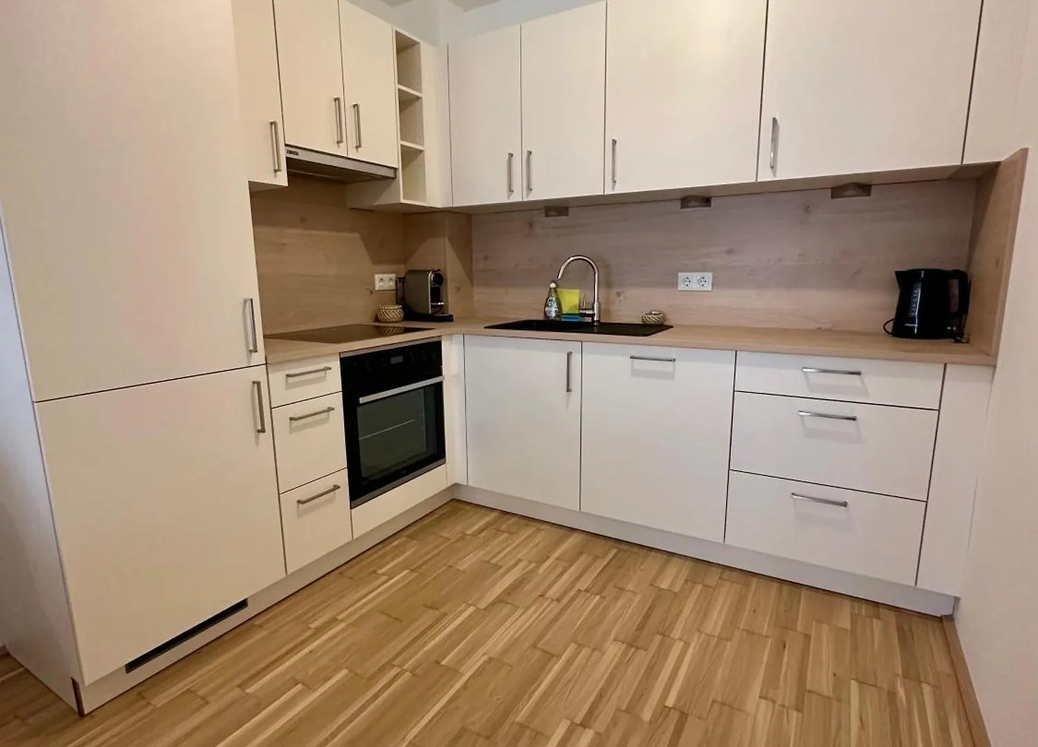 Coho City Apartments Mit Hauseigener Tiefgarage Viena 0*,